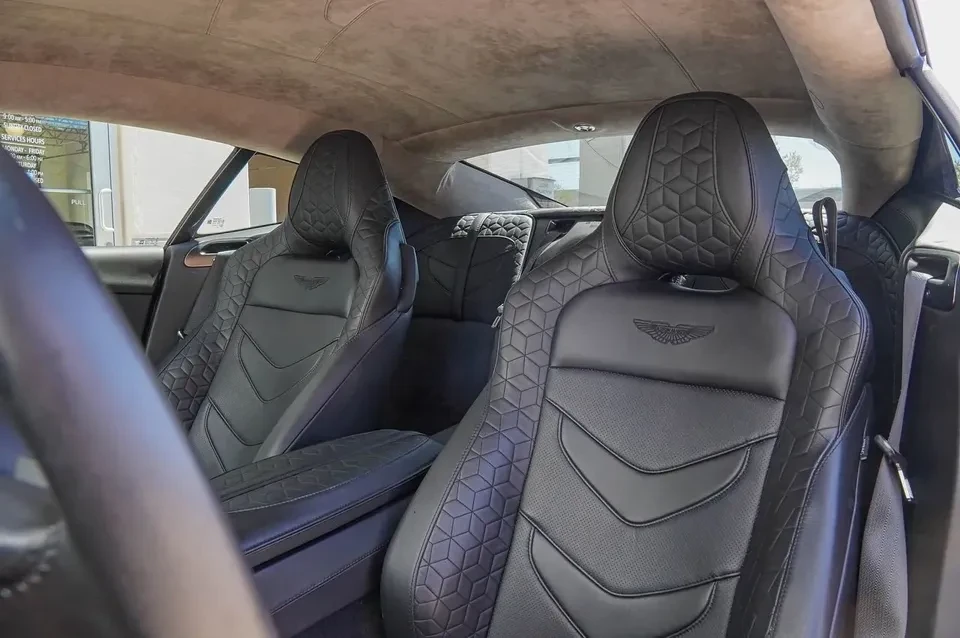 2019 Aston Martin DBS Superleggera - Image 12 of 20