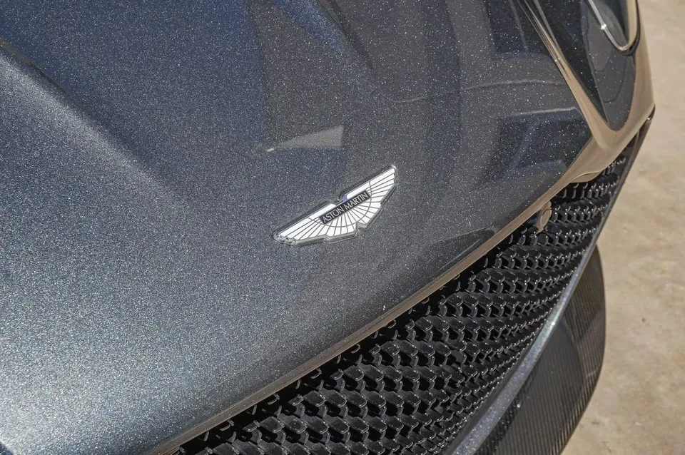 2019 Aston Martin DBS Superleggera - Image 5 of 20