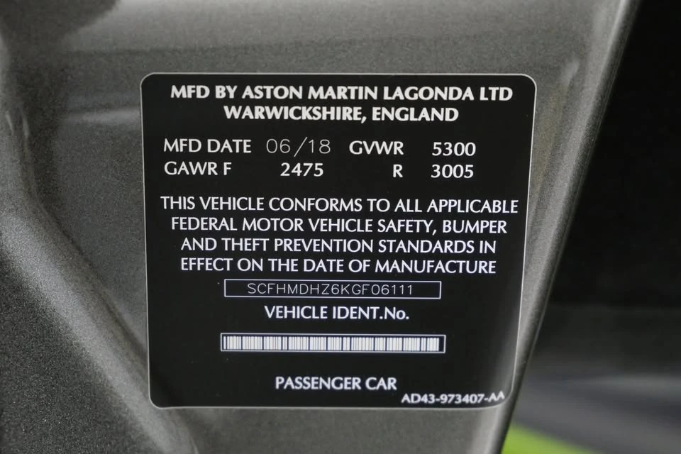 2019 Aston Martin Rapide - Image 16 of 16