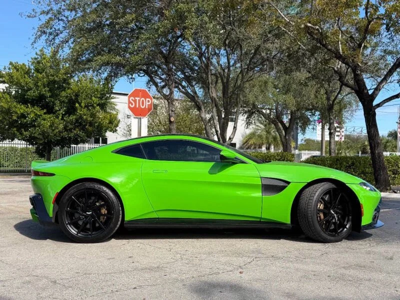 2019 Aston Martin V8 Vantage (2019+) - Image 2 of 8
