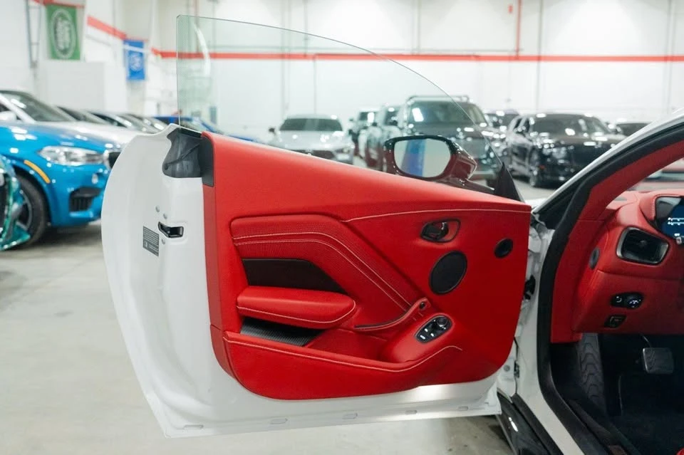 2019 Aston Martin V8 Vantage (2019+) - Image 17 of 20