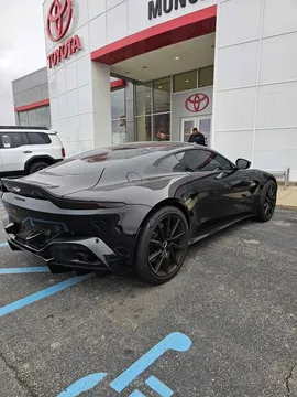 2019 Aston Martin V8 Vantage (2019+) - Image 2 of 11