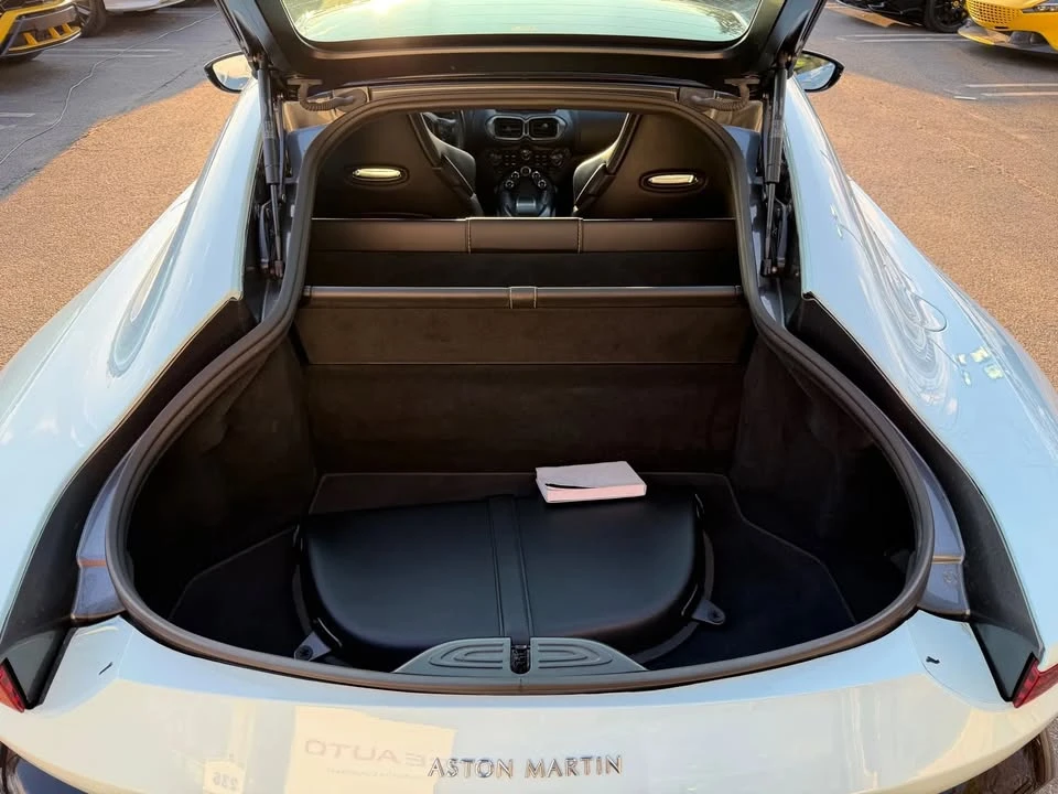 2019 Aston Martin V8 Vantage (2019+) - Image 5 of 9