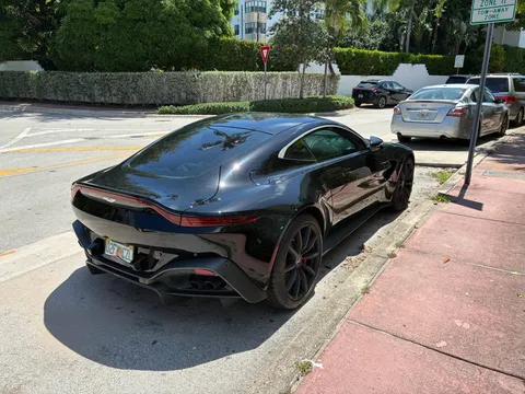 2019 Aston Martin V8 Vantage (2019+) - Image 3 of 7