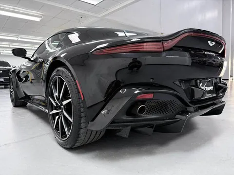 2019 Aston Martin V8 Vantage (2019+) - Image 2 of 16