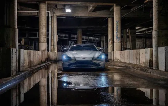 2019 Aston Martin Vantage V8 Coupe