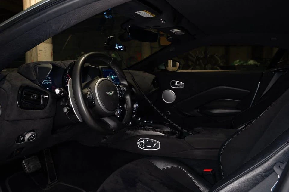 2019 Aston Martin V8 Vantage (2019+) - Image 4 of 6