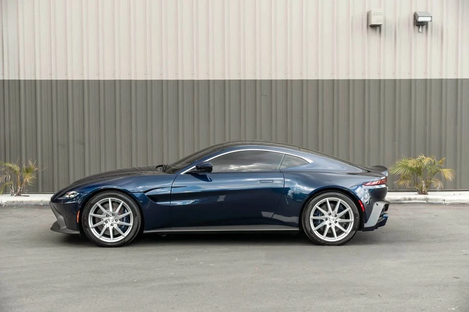 2019 Aston Martin V8 Vantage (2019+) - Image 2 of 20