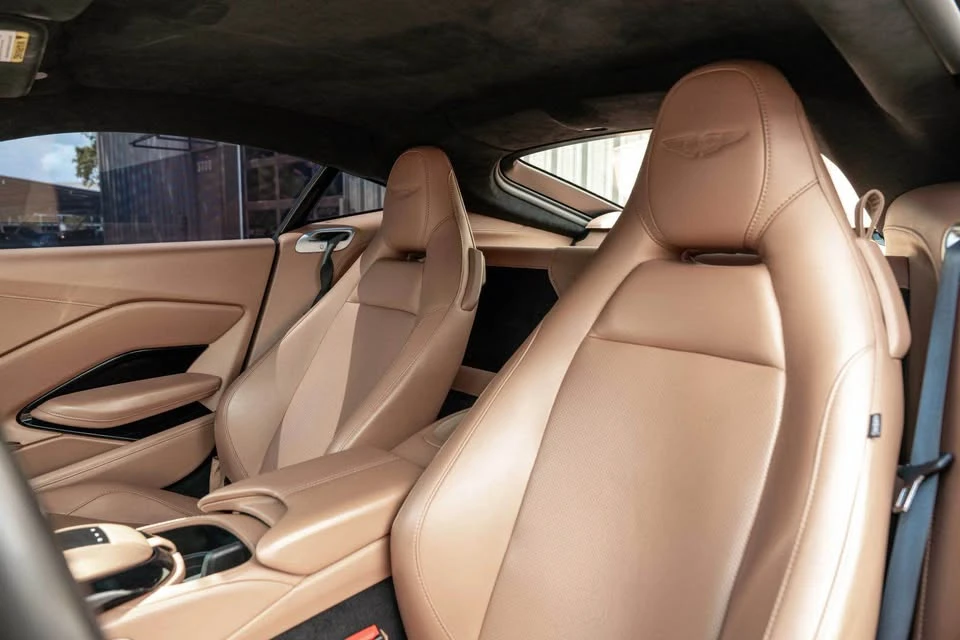 2019 Aston Martin V8 Vantage (2019+) - Image 10 of 20