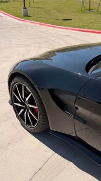 2019 Aston Martin V8 Vantage (2019+) - Image 4 of 10