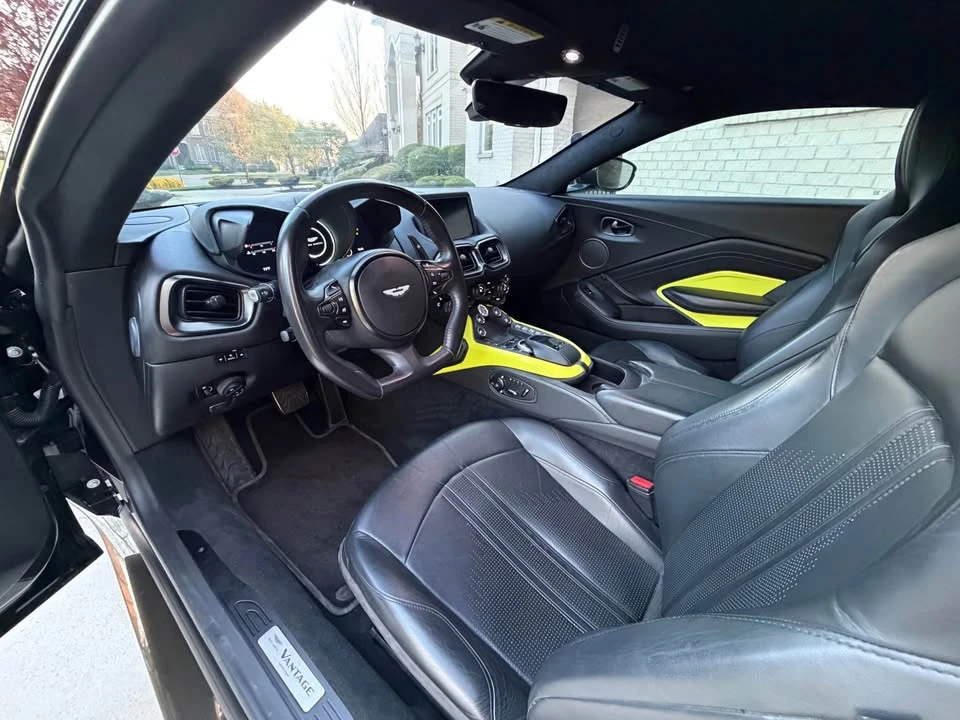 2019 Aston Martin V8 Vantage (2019+) - Image 4 of 6