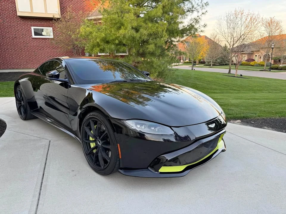 2019 Aston Martin V8 Vantage (2019+) - Image 1 of 6