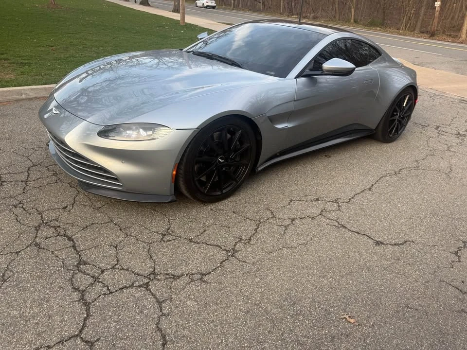 2019 Aston Martin V8 Vantage (2019+) - Image 2 of 16