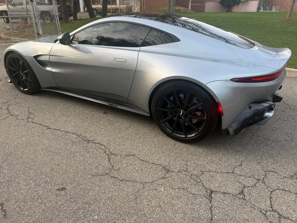 2019 Aston Martin V8 Vantage (2019+) - Image 9 of 16