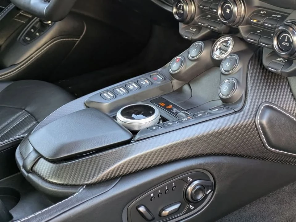 2019 Aston Martin V8 Vantage (2019+) - Image 16 of 20