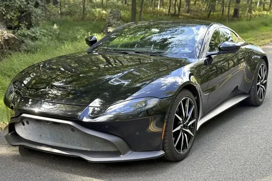 2019 Aston Martin Vantage Coupe