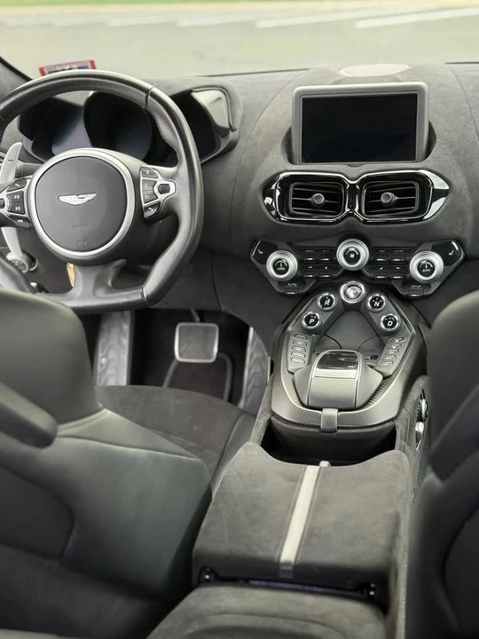 2019 Aston Martin V8 Vantage (2019+) - Image 16 of 16