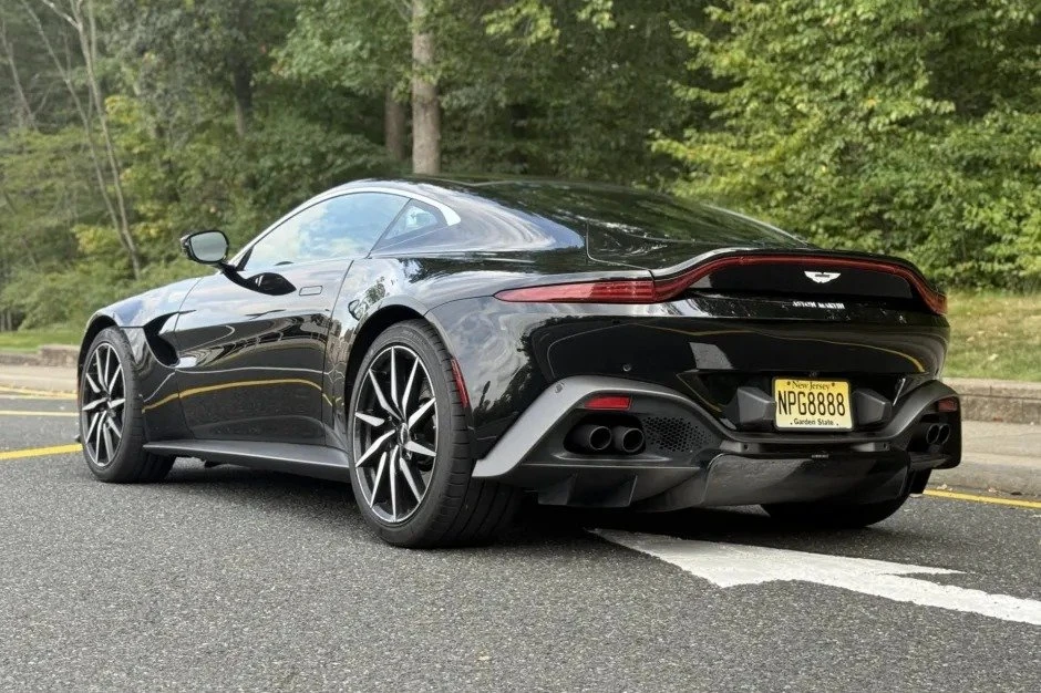 2019 Aston Martin V8 Vantage (2019+) - Image 3 of 16