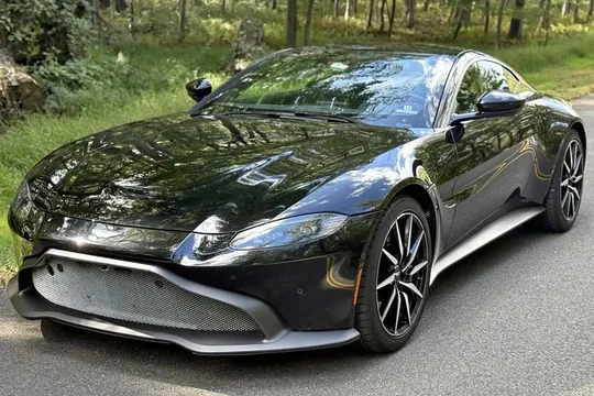 2019 Aston Martin Vantage Coupe