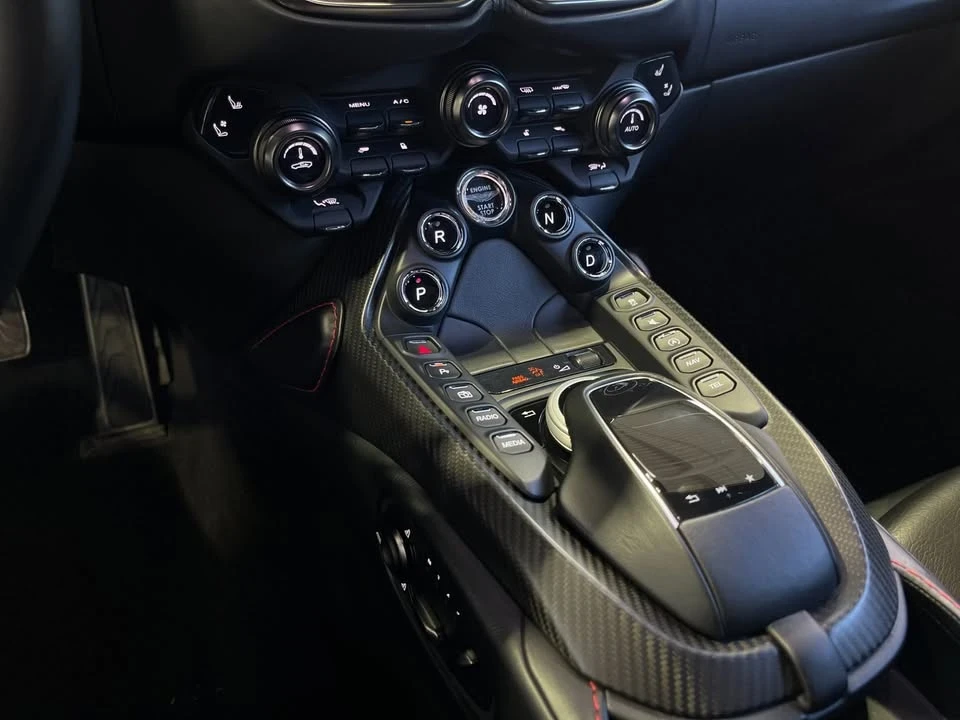 2019 Aston Martin V8 Vantage (2019+) - Image 10 of 18
