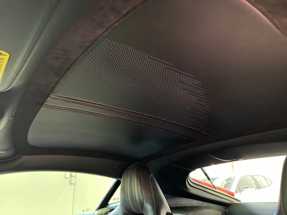 2019 Aston Martin V8 Vantage (2019+) - Image 17 of 18