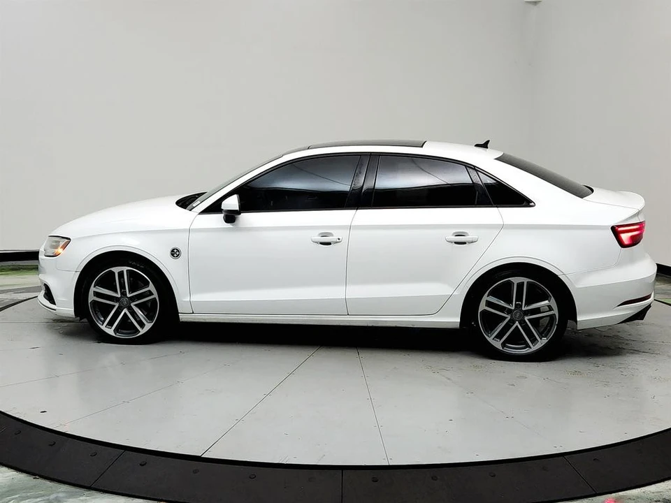 2019 Audi 8V A3 - Image 8 of 12