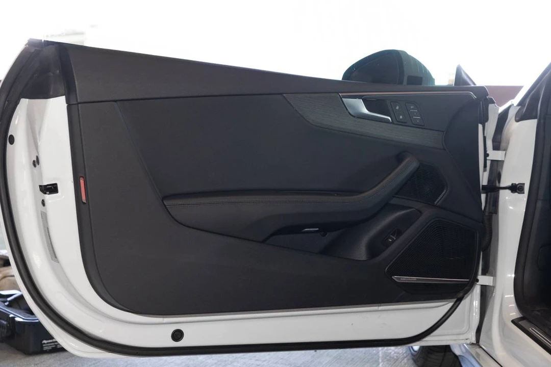 2019 Audi - Image 10 of 20