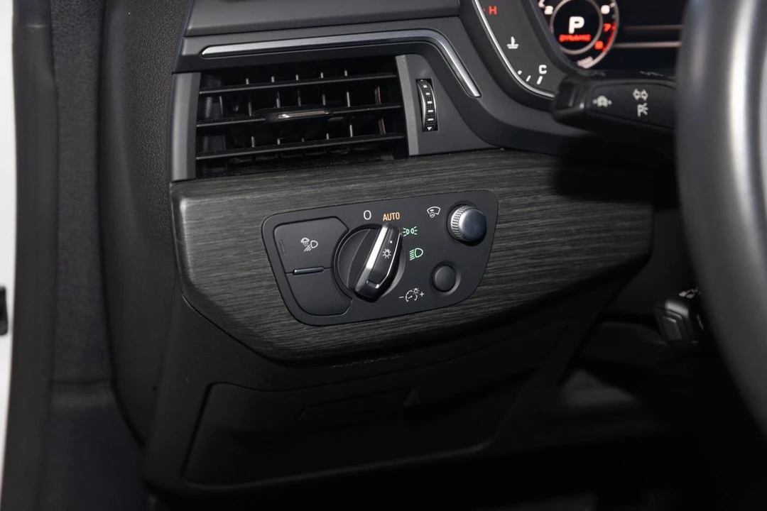 2019 Audi - Image 17 of 20