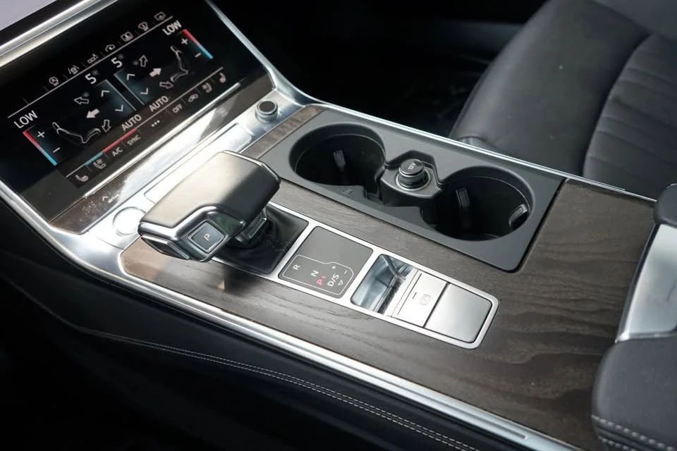 2019 Audi C8 A6 - Image 19 of 20