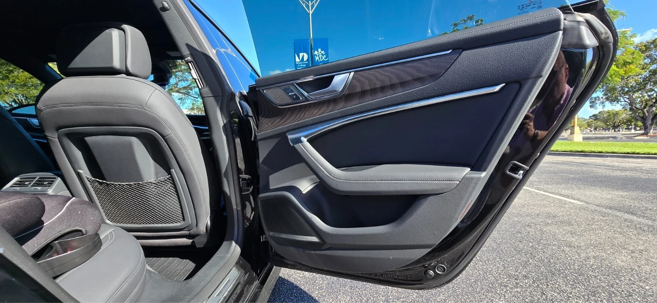 2019 Audi C8 A7 - Image 10 of 21