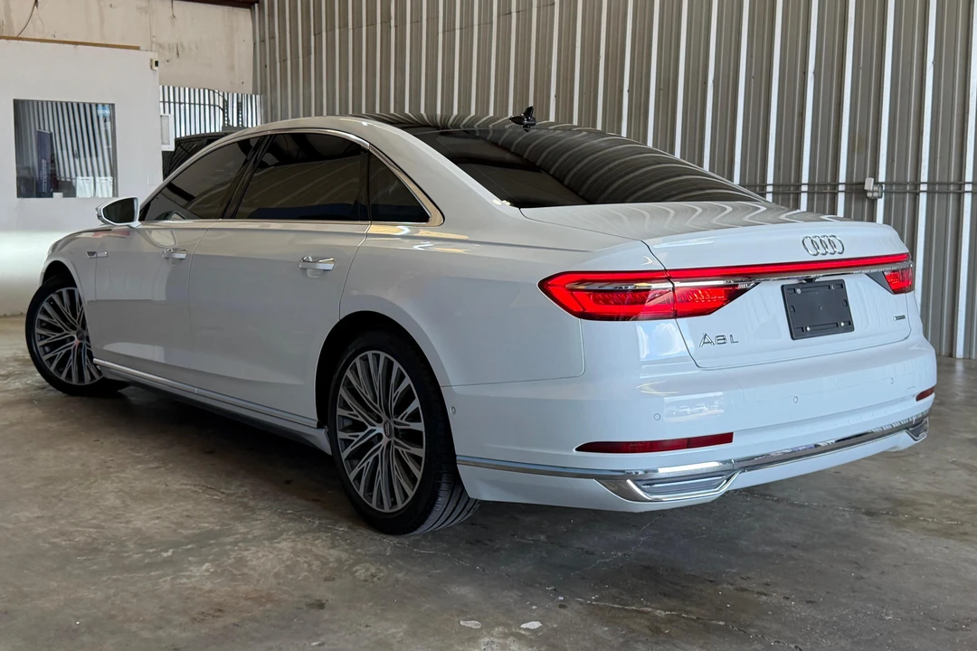 2019 Audi D5 A8 - Image 4 of 31