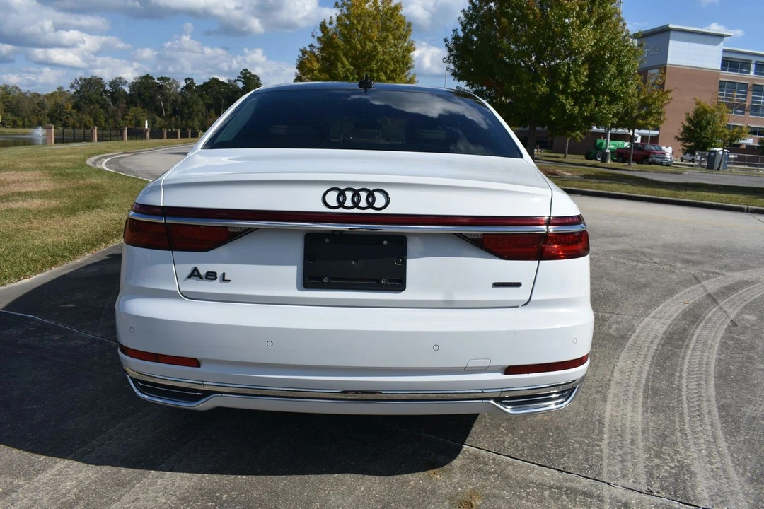 2019 Audi D5 A8 - Image 8 of 12