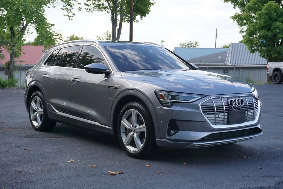 2019 Audi e-tron - Image 3 of 20