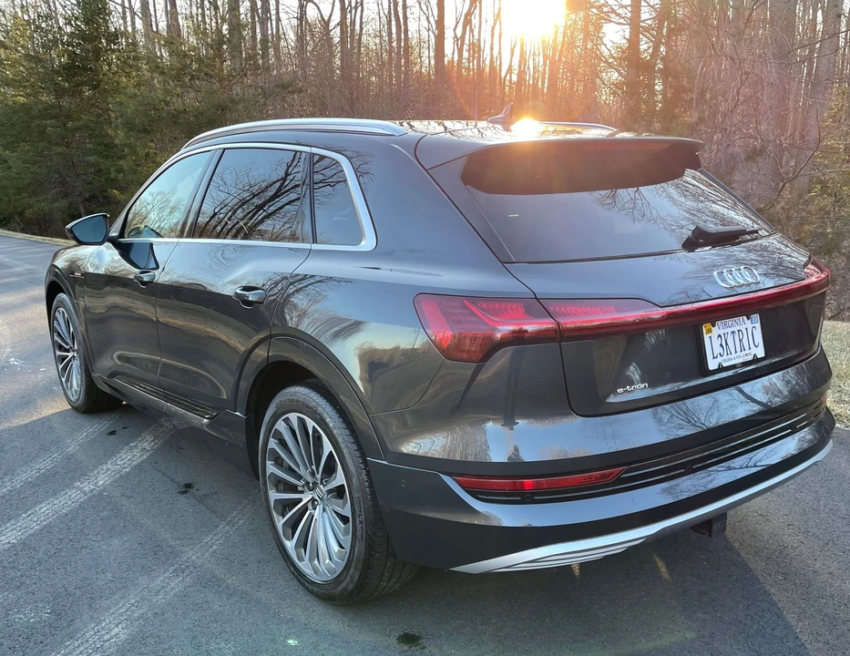 2019 Audi e-tron - Image 3 of 8