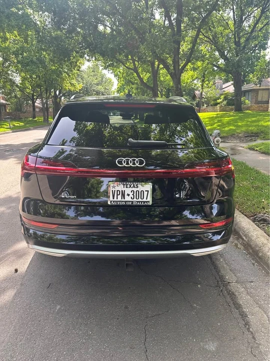 2019 Audi e-tron - Image 4 of 10