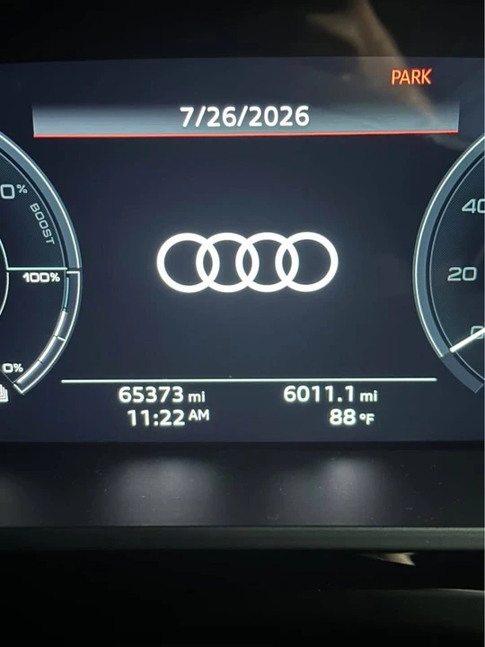 2019 Audi e-tron - Image 10 of 10