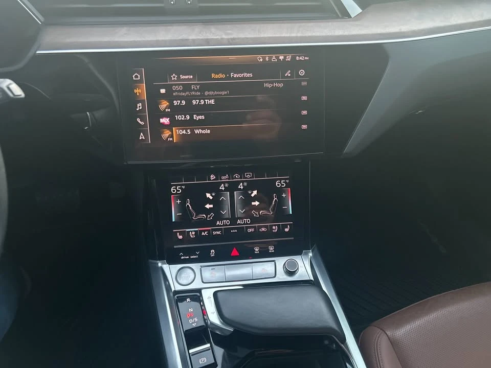 2019 Audi e-tron - Image 16 of 18