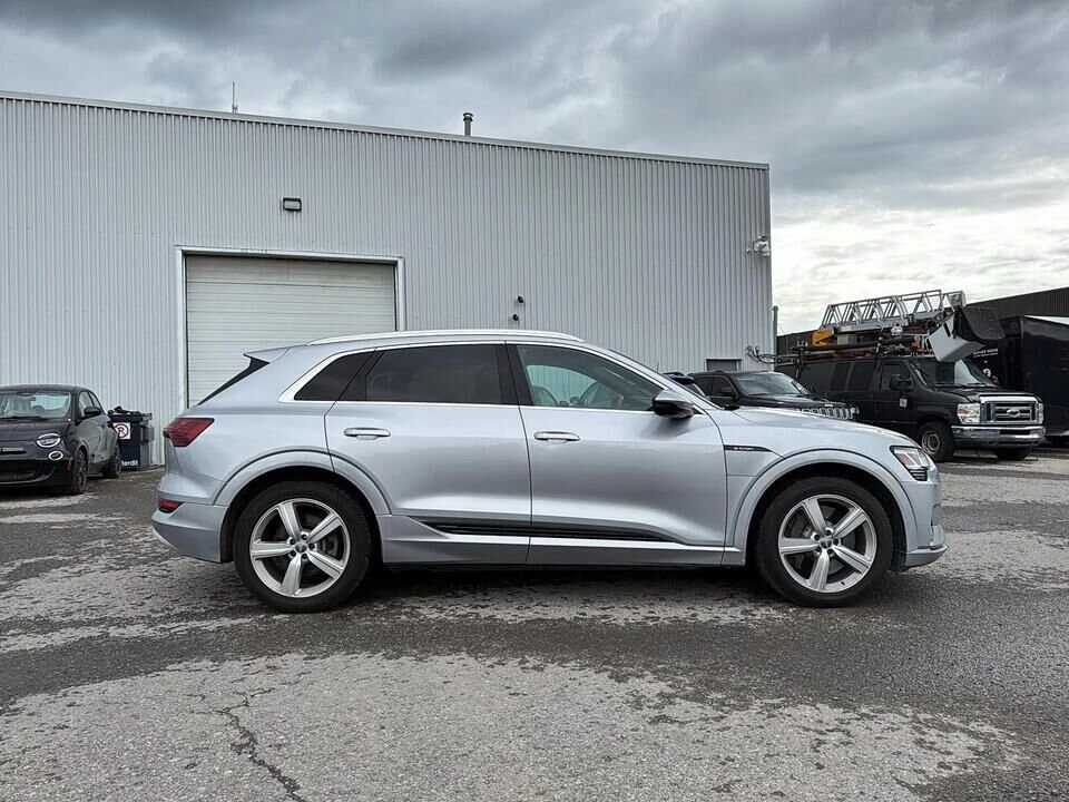 2019 Audi e-tron - Image 8 of 20