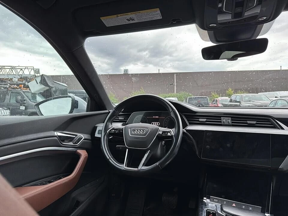 2019 Audi e-tron - Image 17 of 20