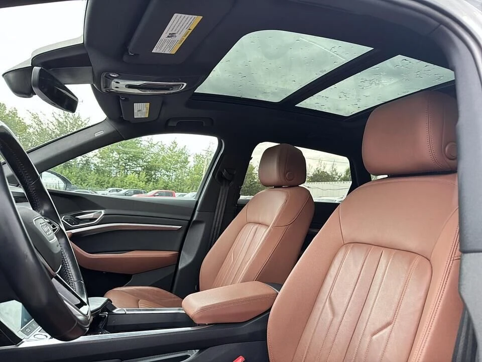 2019 Audi e-tron - Image 14 of 20