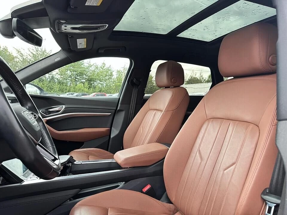 2019 Audi e-tron - Image 13 of 20