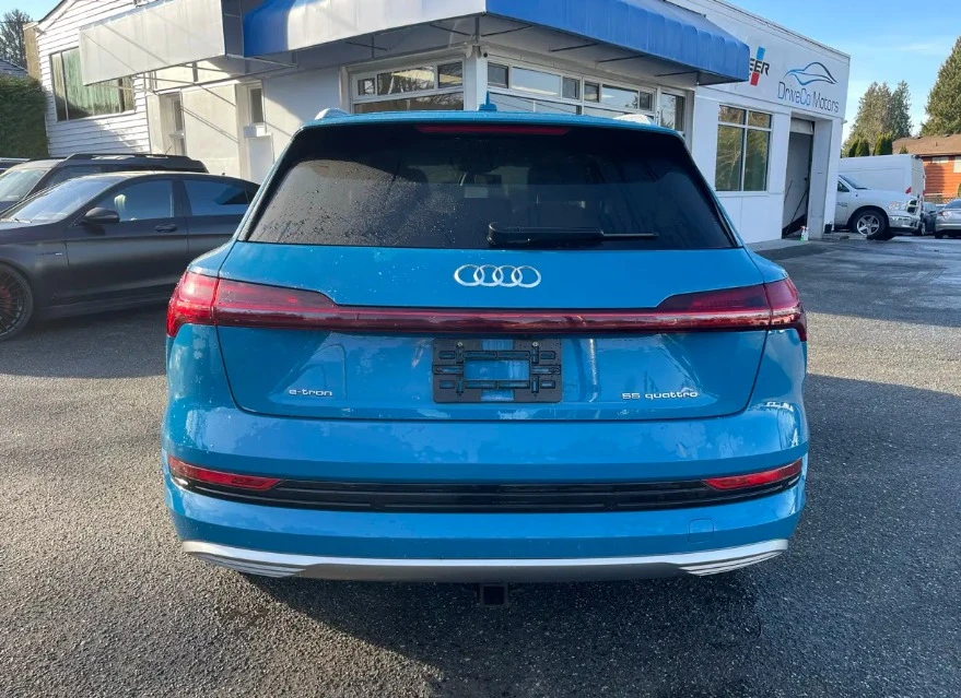 2019 Audi e-tron - Image 8 of 9