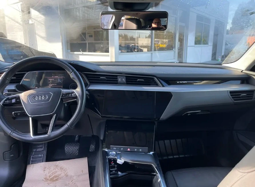 2019 Audi e-tron - Image 2 of 9