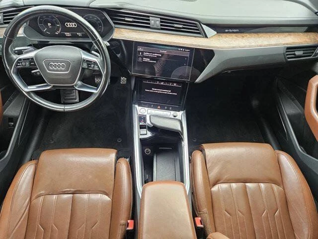 2019 Audi e-tron - Image 9 of 16