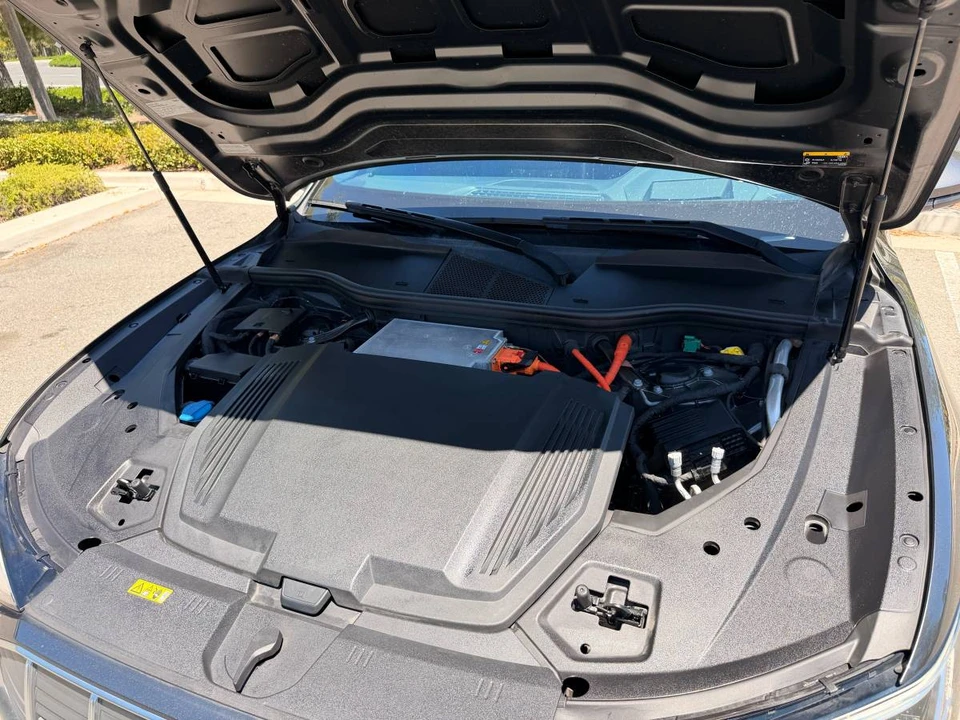 2019 Audi e-tron - Image 23 of 24
