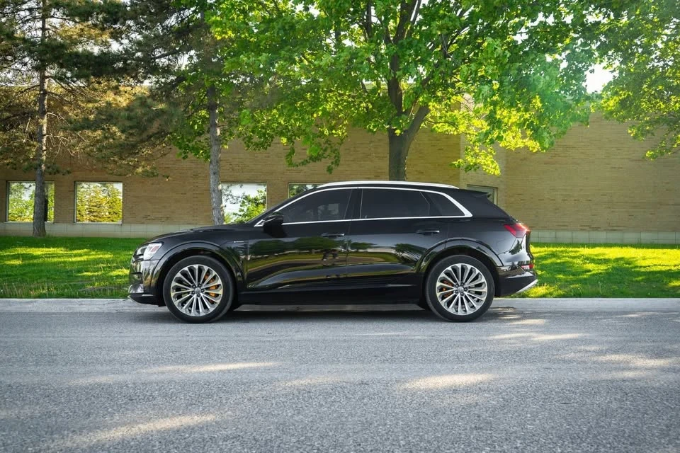 2019 Audi e-tron - Image 5 of 20