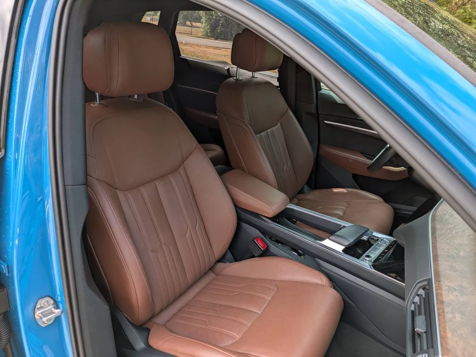 2019 Audi e-tron - Image 10 of 11
