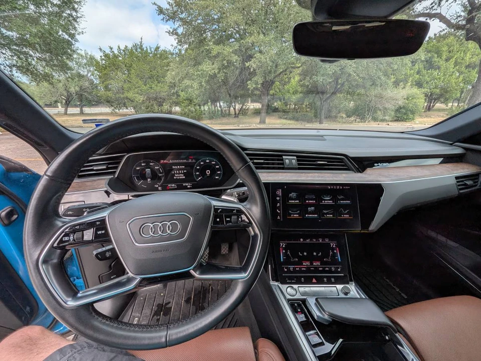 2019 Audi e-tron - Image 4 of 11