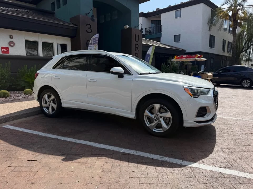 2019 Audi F3 Q3 - Image 4 of 13