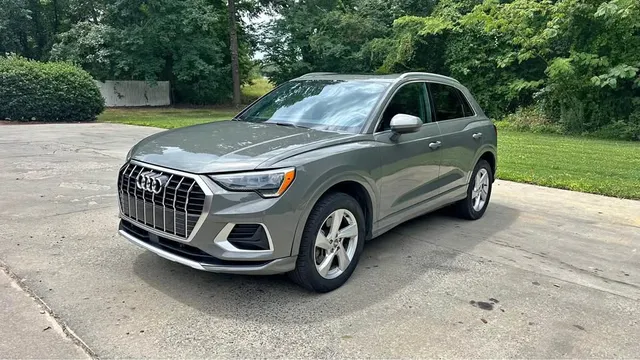 2019 Audi Q3 40 TFSI Premium Sport Utility 4D